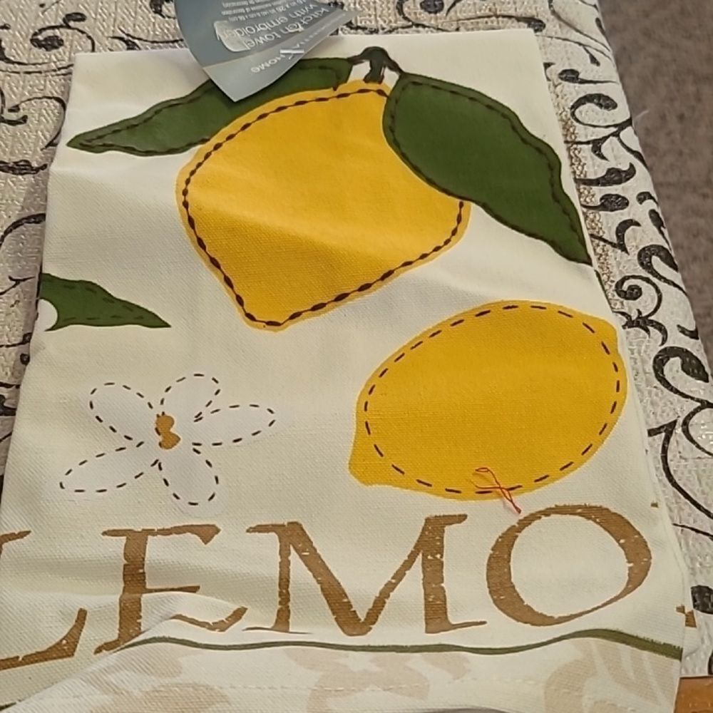 Lemon Print Kitchen Towels - Picture 2 of 7